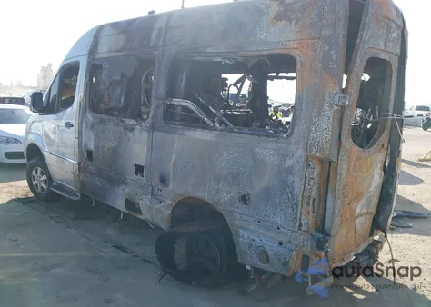 2021 Mercedes-Benz Sprinter 2500 Standard Roof V6 z USA, uszkodzony, nr VIN W1X4EBVY0MP419587